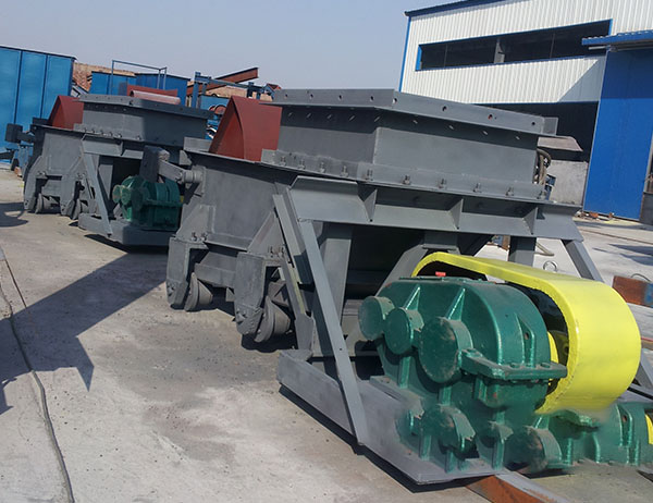 往復(fù)式、振動(dòng)式、板式喂料喂料機(jī)械對(duì)比比較