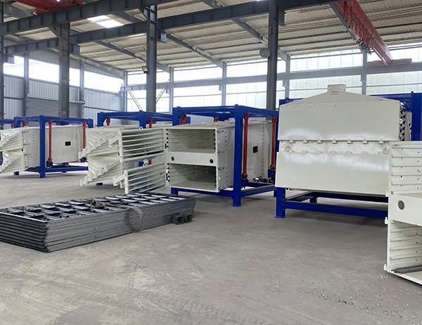 方形搖擺篩處理石油壓裂砂行業(yè)用，其他建議選擇弛張篩