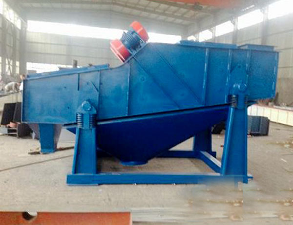 爐渣篩分機(jī)一般采用直線型振動篩價格便宜實惠