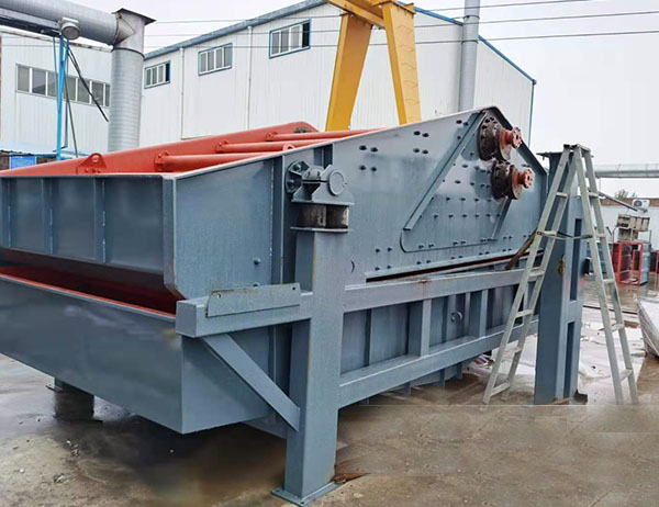 篩沙機(jī)洗砂機(jī)是聯(lián)合使用的設(shè)備，可以做成一個整體